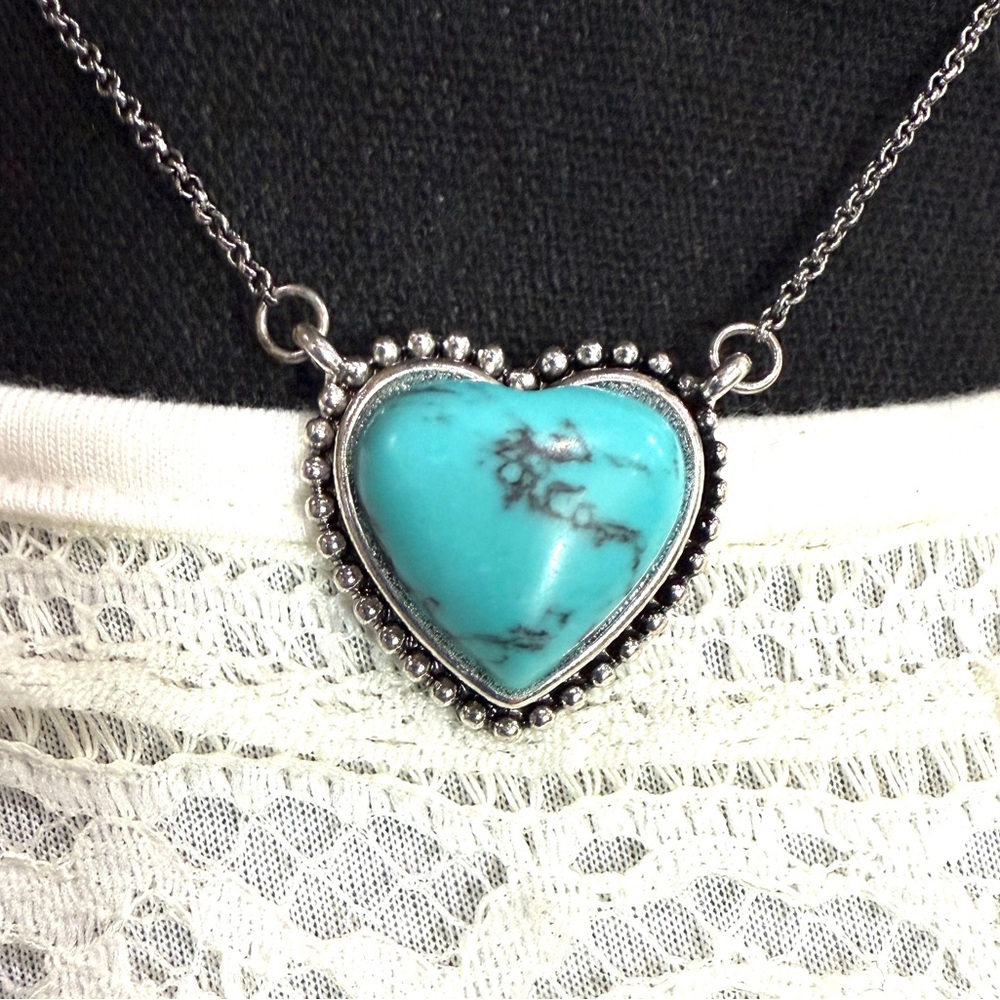Turquoise Heart Pendant Necklace - Picture 2 of 3
